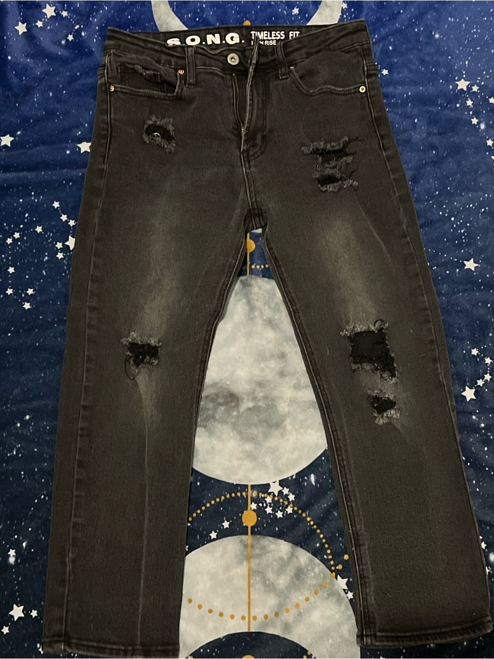 Timeless Fit Distressed Black Jeans-Capris